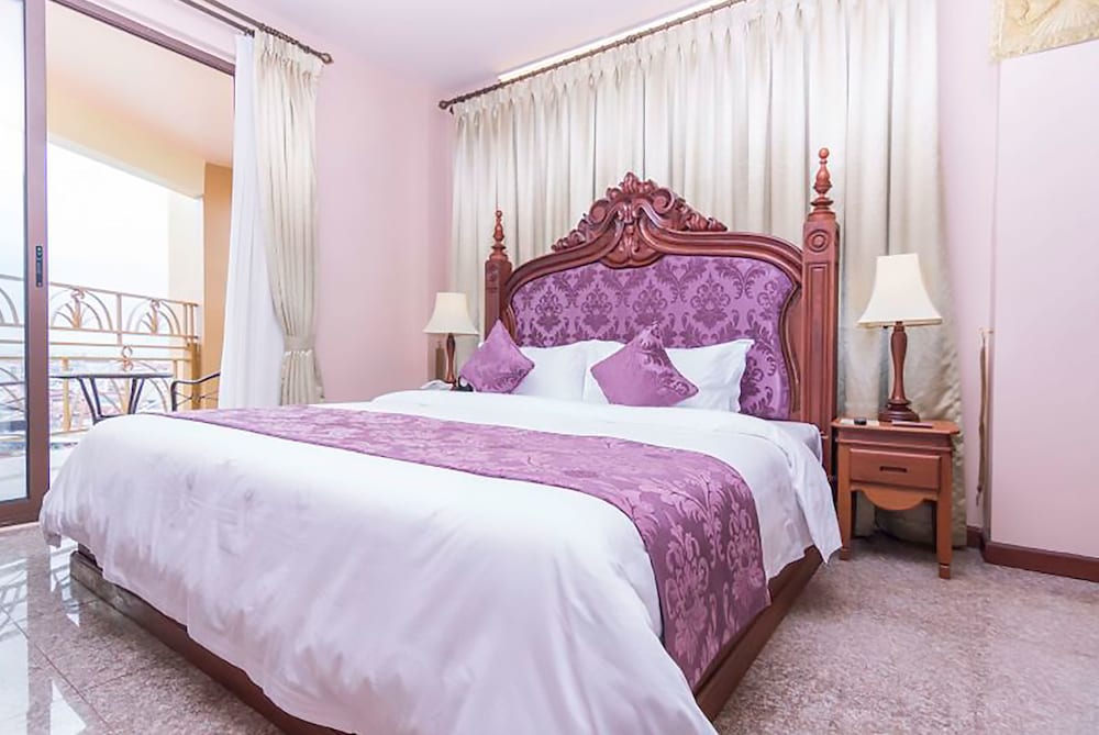 City Studio Suite, 1 Double Bed, Non Smoking, City View photo 2