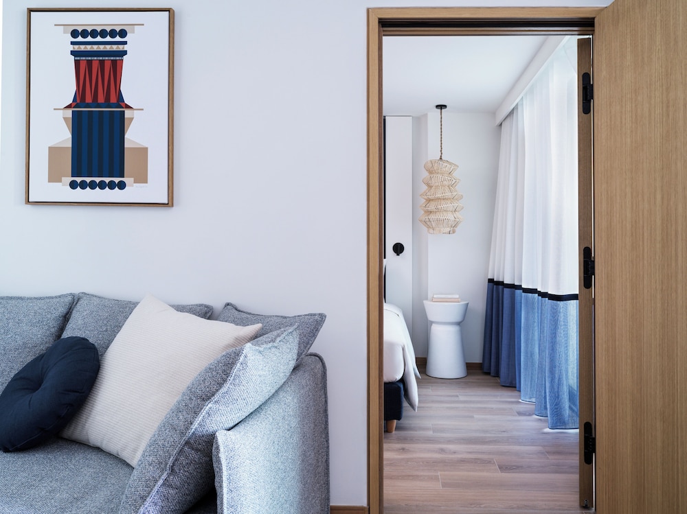 Suite, 1 Bedroom (Private Plunge Pool, Sofabed)
