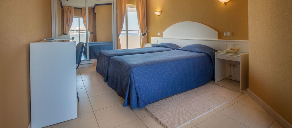 Triple Room - Photo 2
