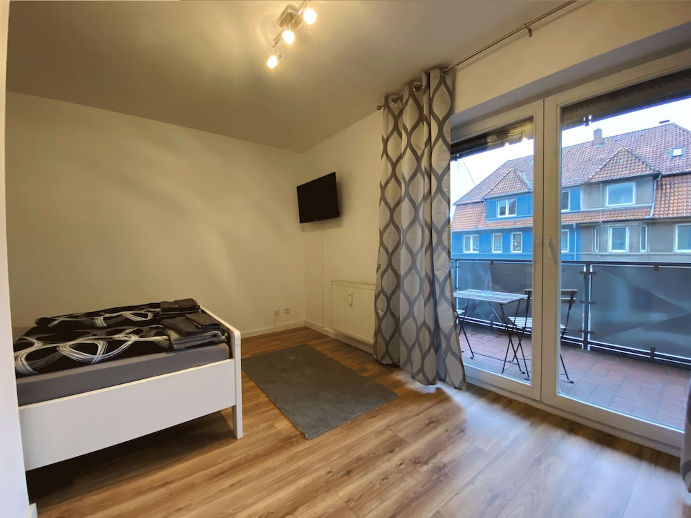 Deluxe Studio, 1 Double Bed, Balcony photo 1