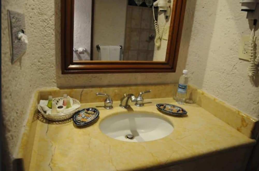 Standard Room - Photo 2
