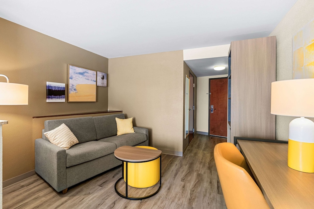 Suite, Non Smoking - Photo 3