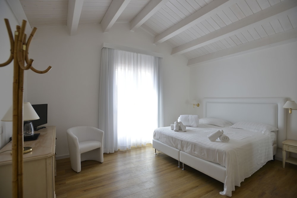Superior Double or Twin Room, Terrace
