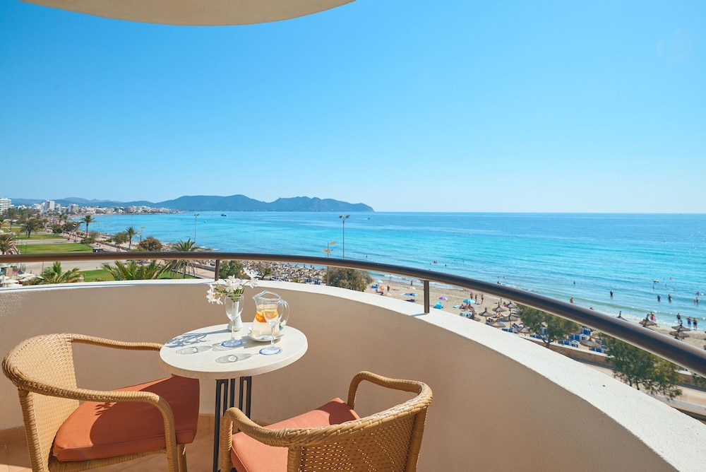 Single Room, Balcony, Partial Sea View