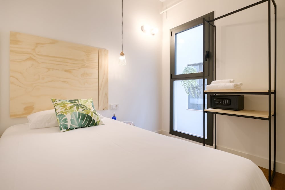 Economy Room photo 3