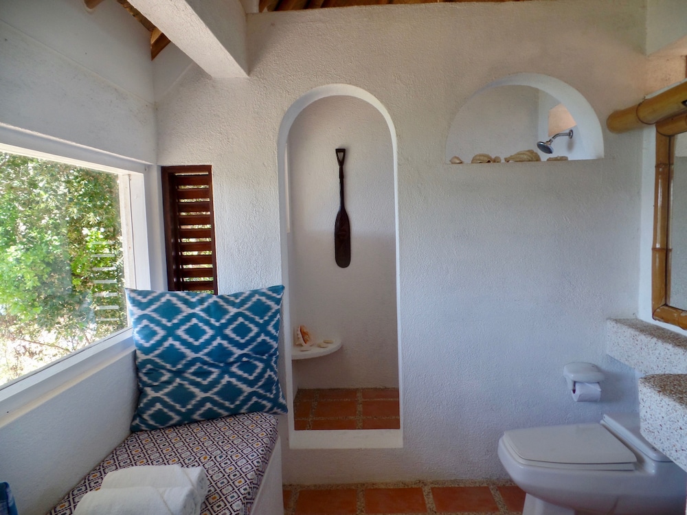Pavilion Villa, Sea View - Photo 3