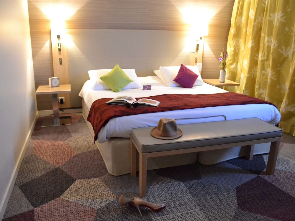Privilege Room - two single beds and a trundle bed for 2 people - Photo 4