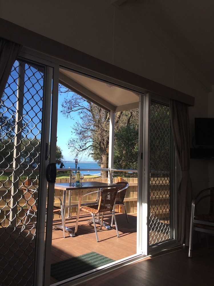 2 Bedroom Beachfront Villa photo 2