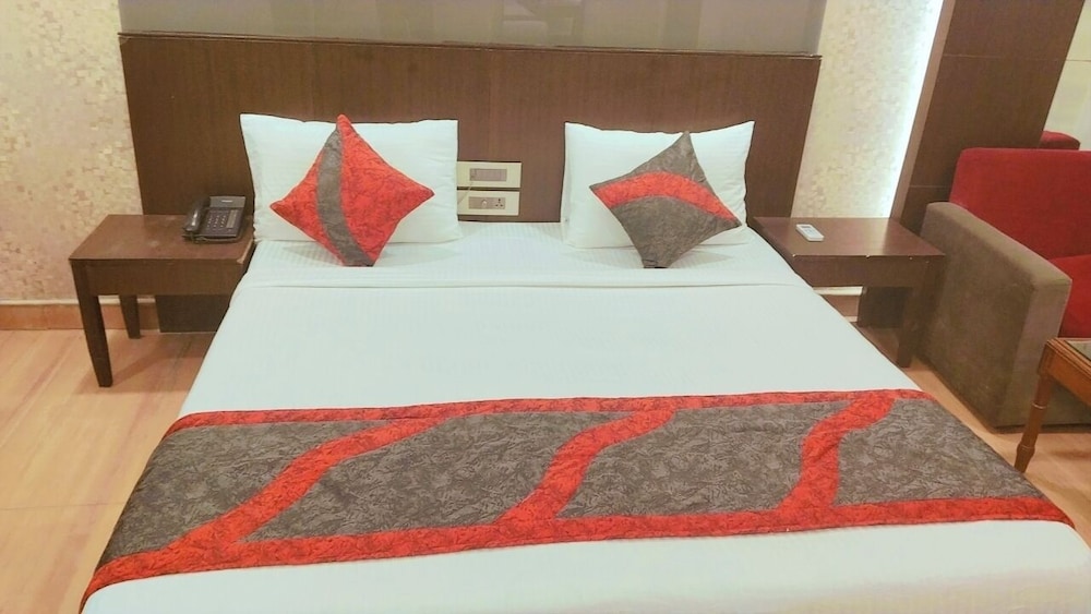 Deluxe Double or Twin Room - Photo 5