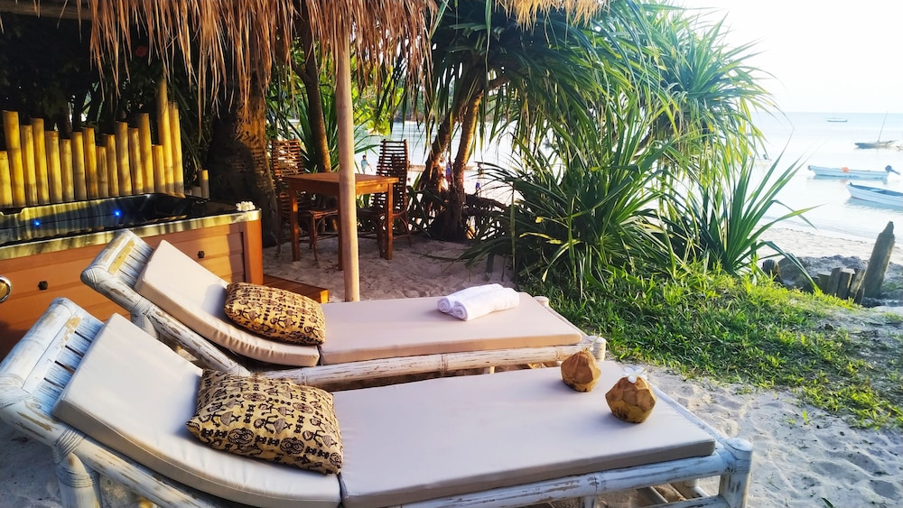 Honeymoon Room photo 3