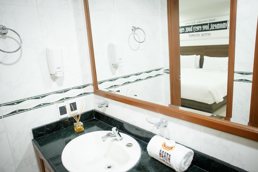 Superior Double Room, 1 Bedroom, Private Bathroom, Ground Floor, photo 6