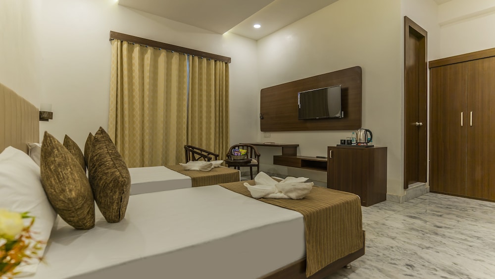 Premium Double Or Twin Room photo 3