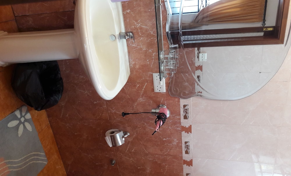 Deluxe Double Room, 1 Double Bed, Balcony, Courtyard View photo 3