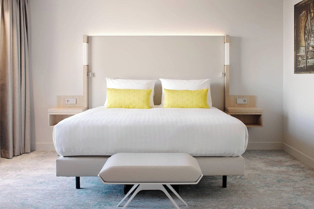 Deluxe Queen Room photo 1
