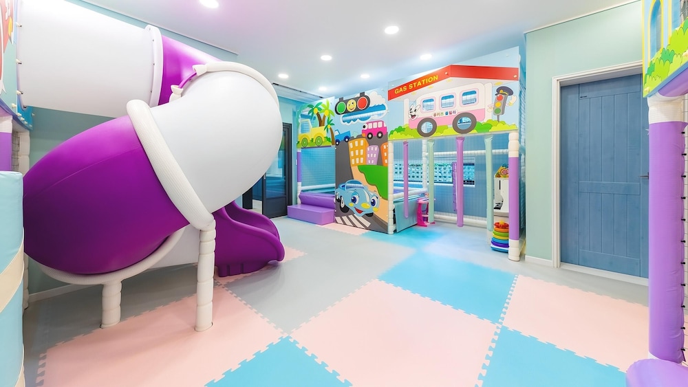 Basic Room, 1 Bedroom (201) - Photo 2
