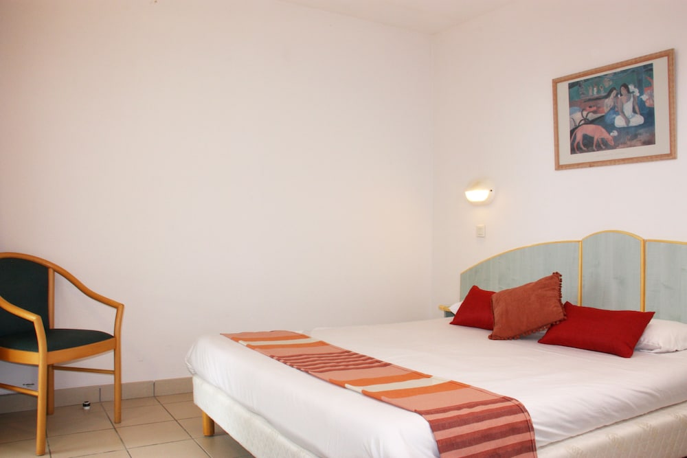 Apartment, 3 Bedrooms - Photo 1