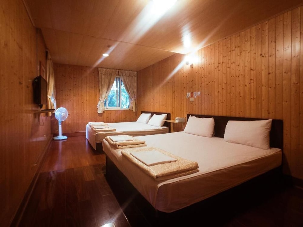 Basic Quadruple Room photo 1
