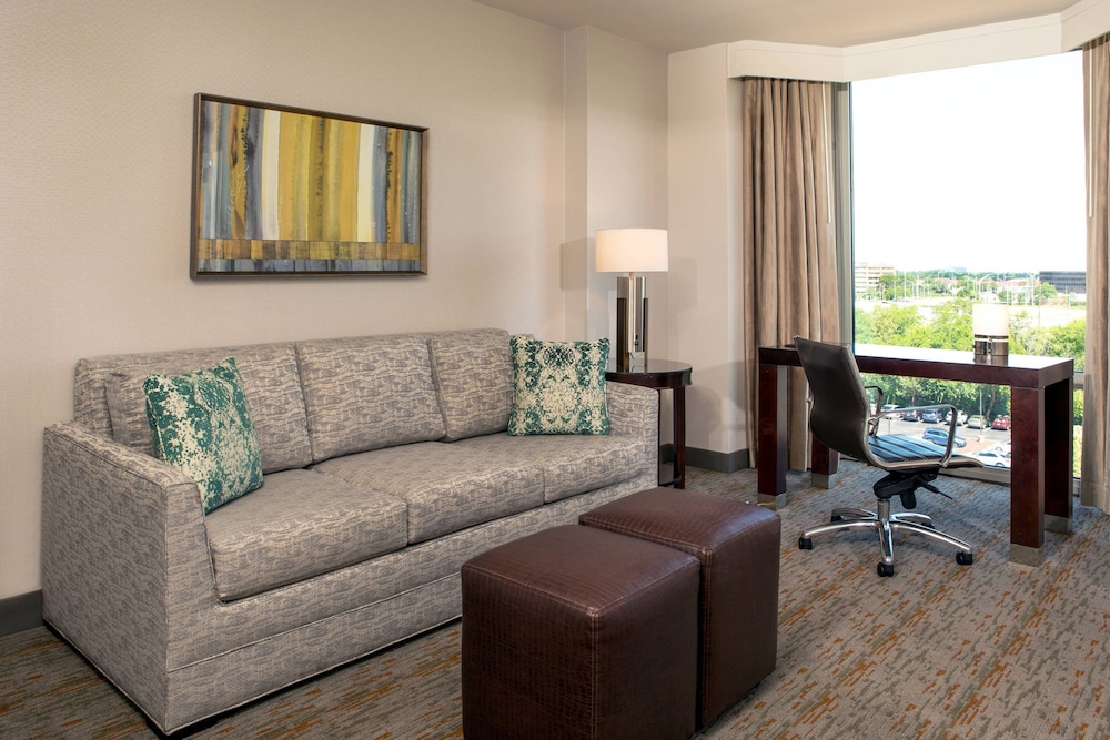 Club Suite, 1 Bedroom photo 2