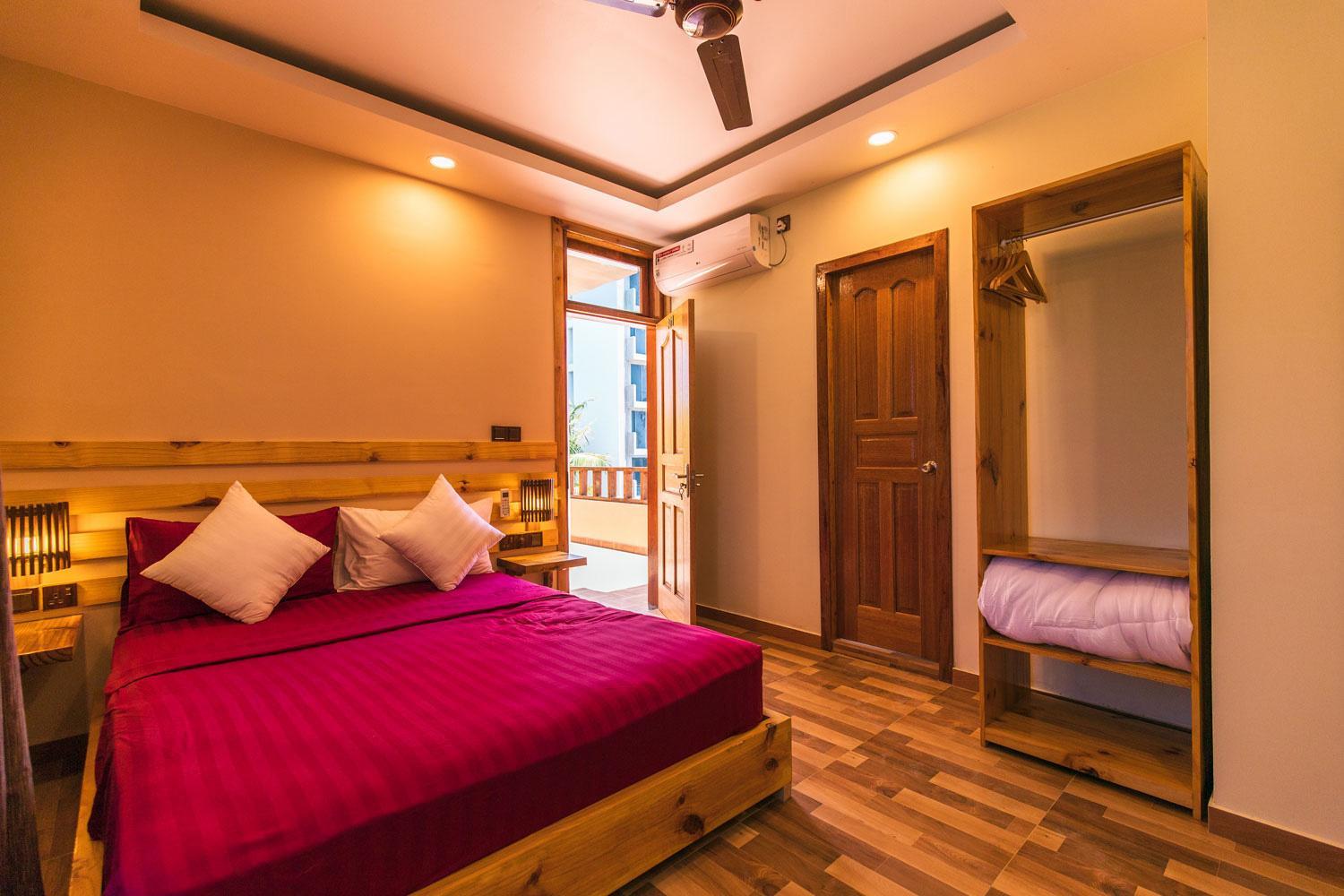 Queen Room with Sea View