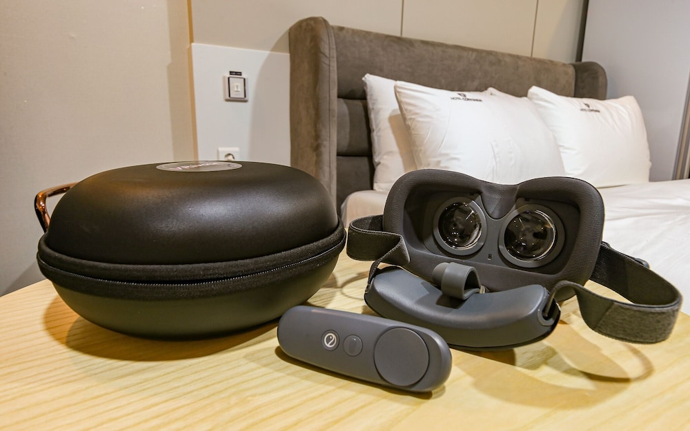 Room (VR-Breakfast(Massage Chair)(Styler Je)