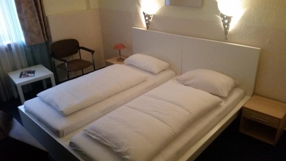 Double Room - Photo 3