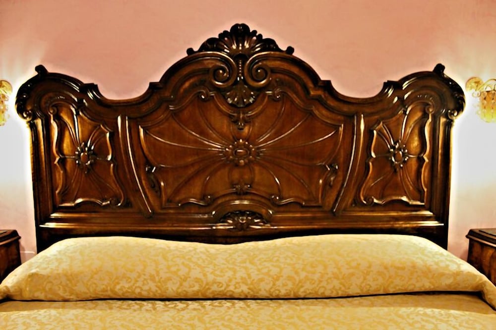 Double Room, 1 Queen Bed (Enchanted perla) photo 3