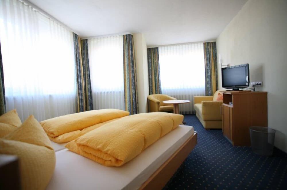 Standard Double Room photo 3