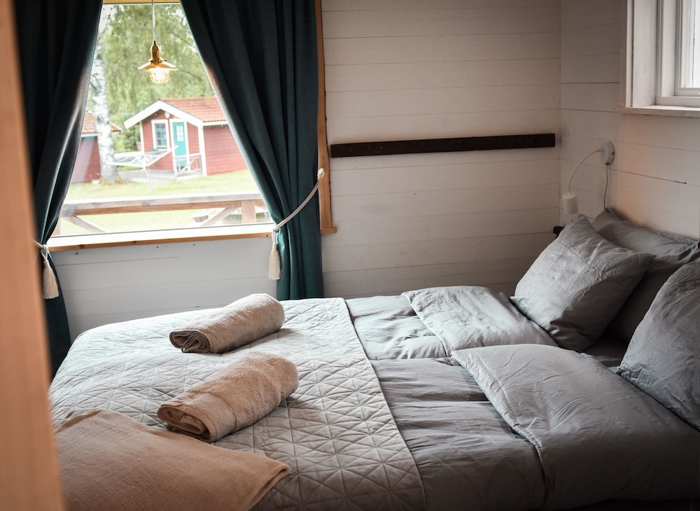 Premium Cabin photo 2