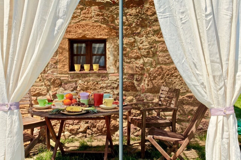 Villa (6 Bedrooms) photo 2