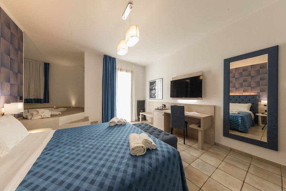 Exclusive Double Room, Hot Tub, Sea View