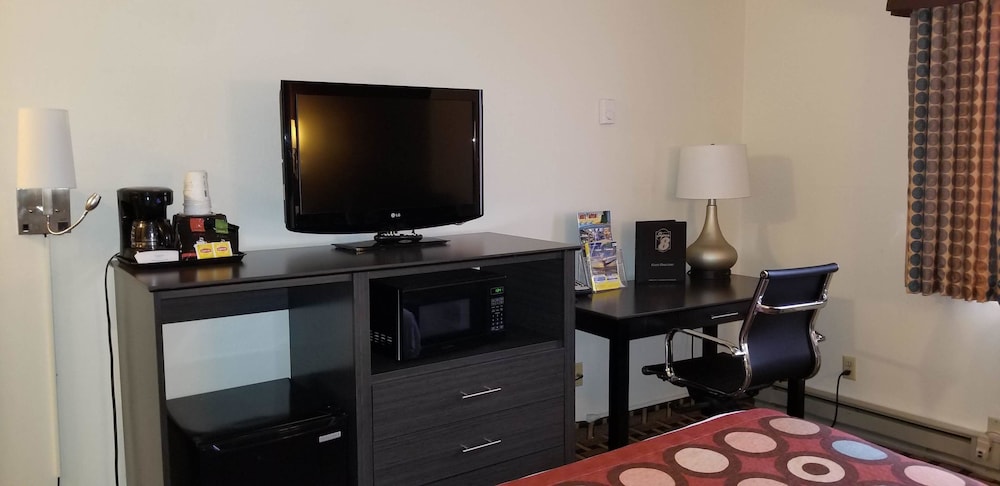 Room, 1 Queen Bed, Accessible, Non Smoking (Mobility, Bathtub w/Grab Bars) - Photo 8