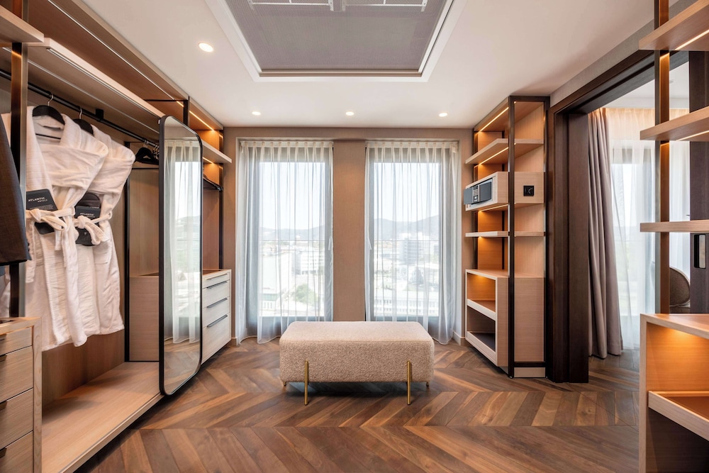 Grand Suite thumbnail 6