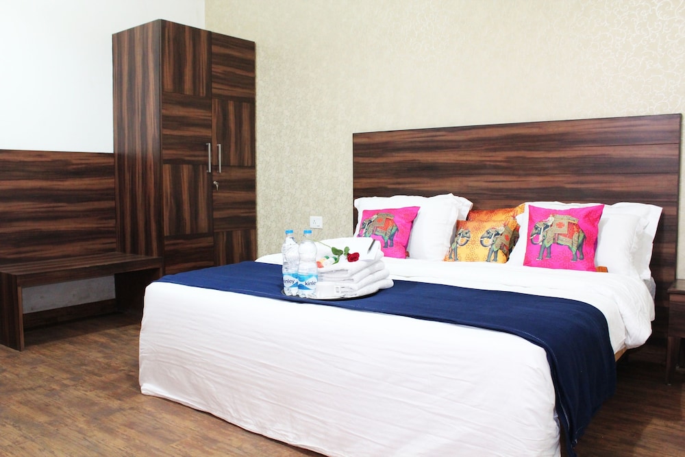 Deluxe Room, City View photo 1