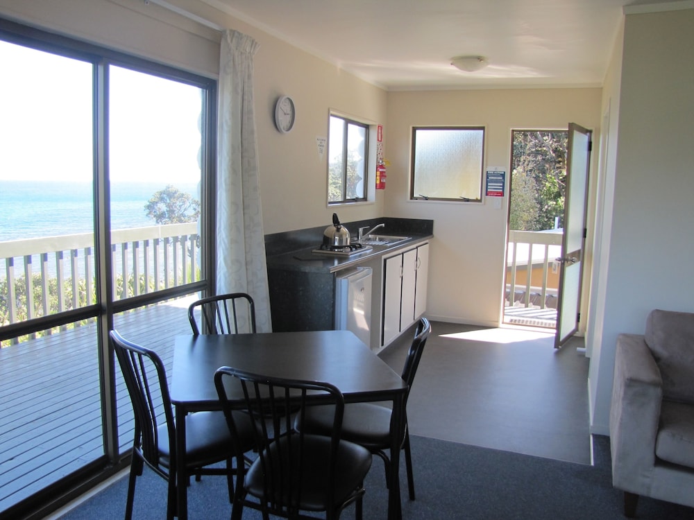Premium Two Bedroom Apartment, Full Sea View (Unit 1) photo 2