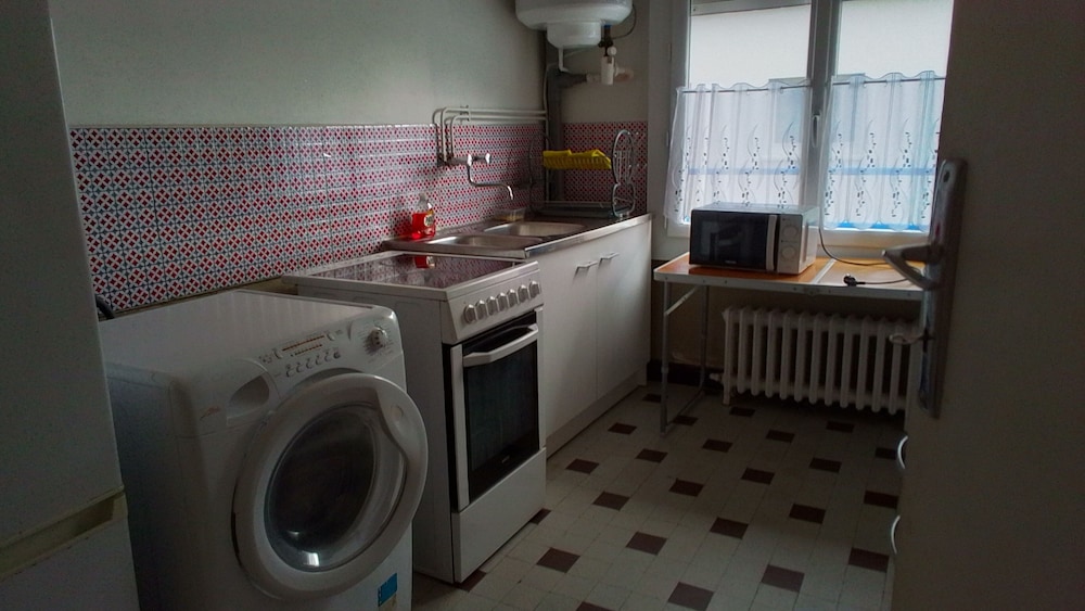 City Room photo 3