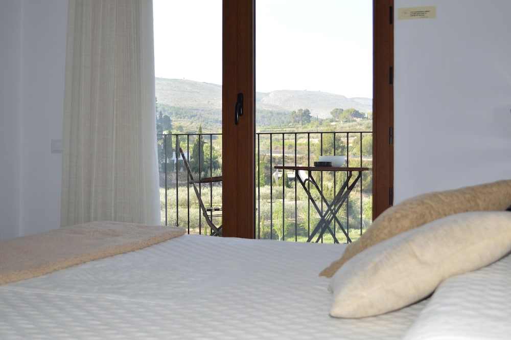 Junior Double Room, Hot Tub, Mountain View