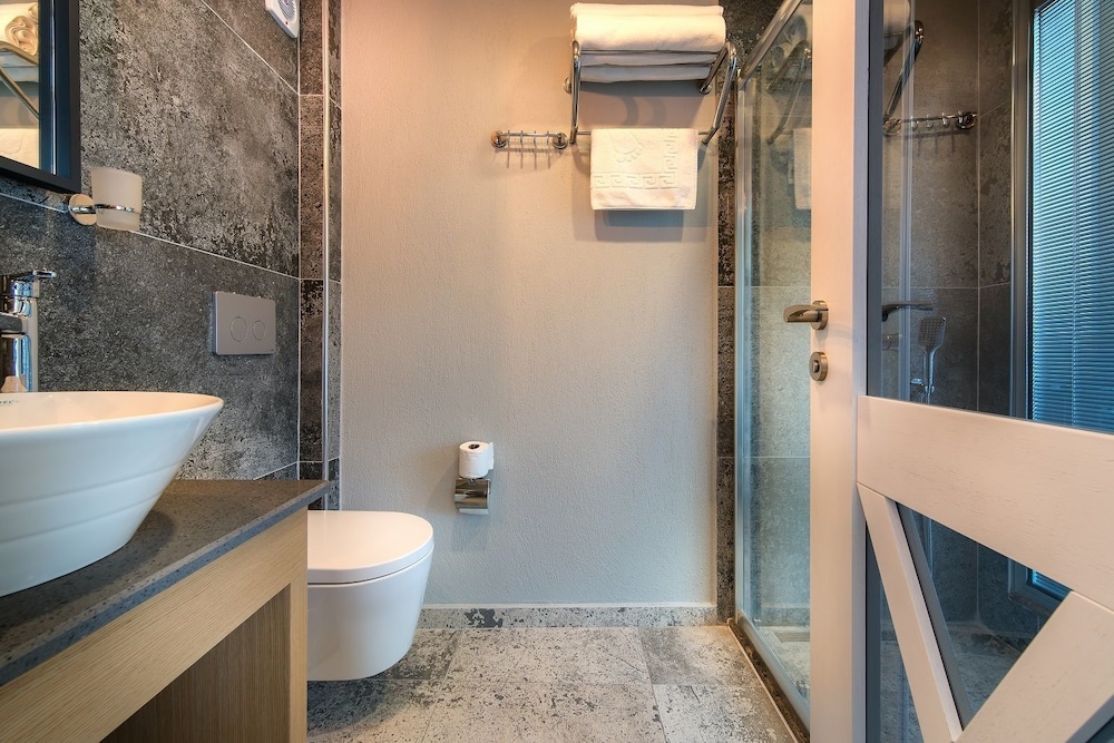 2nd Floor, Double Bed, French Balcony, Sea View
