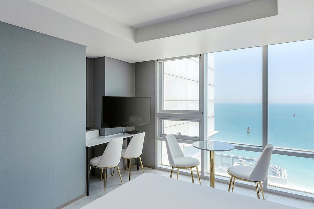 Quadruple Ocean View - Photo 4