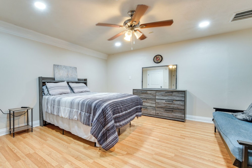 House (2 Bedrooms) photo 2