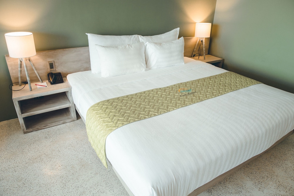 Deluxe Double Room with Lotus View photo 2