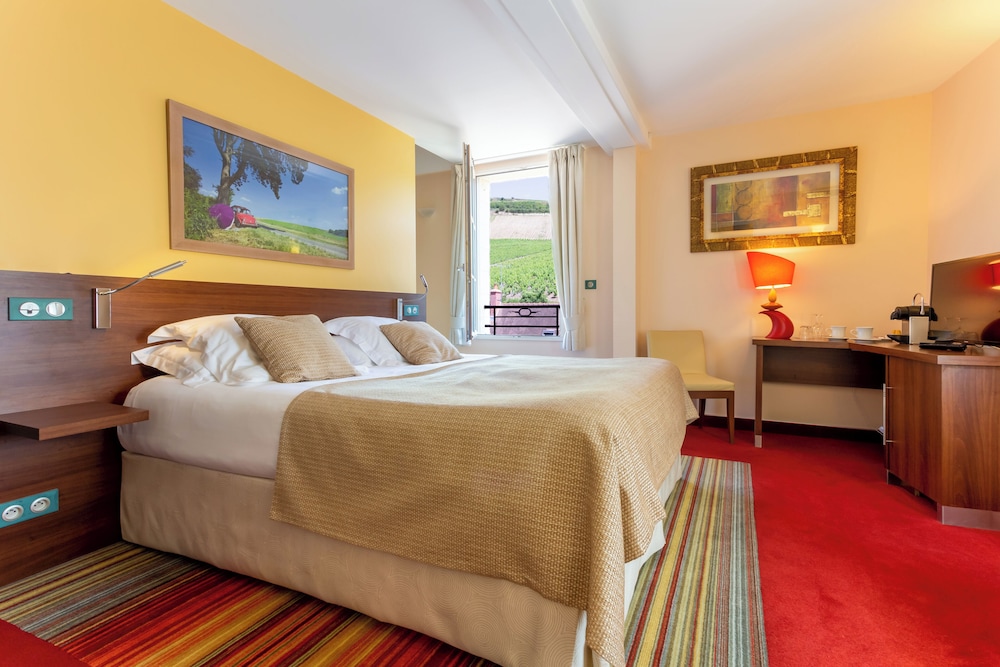 Suite - Photo 4
