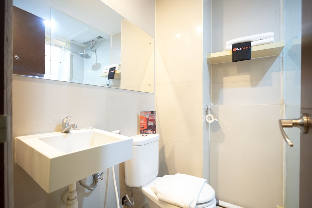Double Room - Photo 9