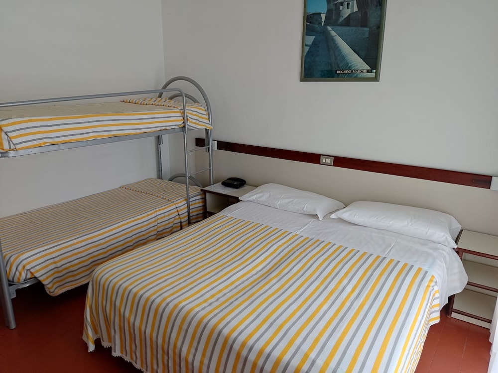 Economy Quadruple Room