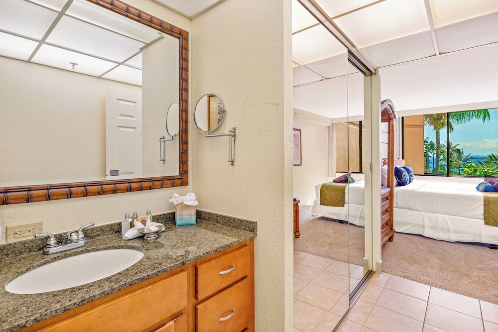 Condo (2 Bedrooms) photo 2