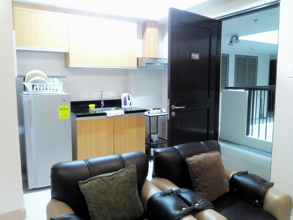 Cozy 2BR B + UNIT 1105 photo 2