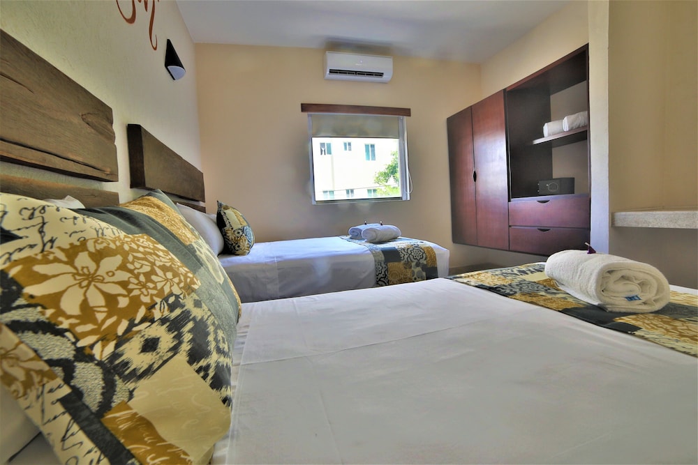 Standard Double Room, Multiple Beds - Photo 10