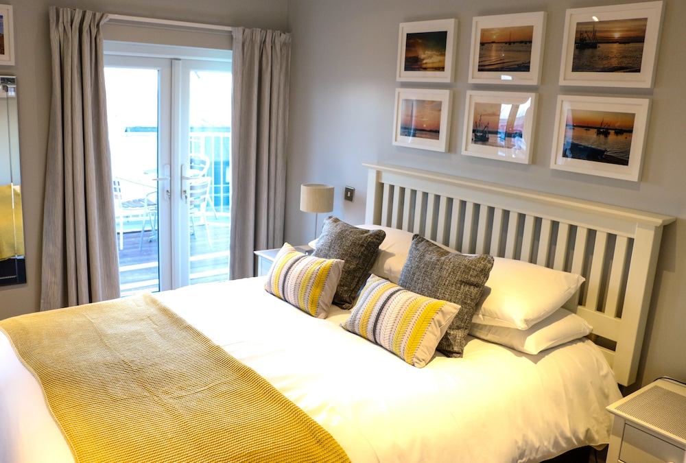 Double Room, Balcony, Sea View photo 2