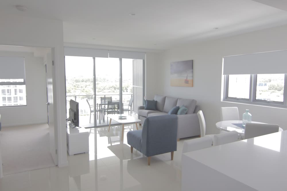 One Bedroom Ocean View Apartment photo 3