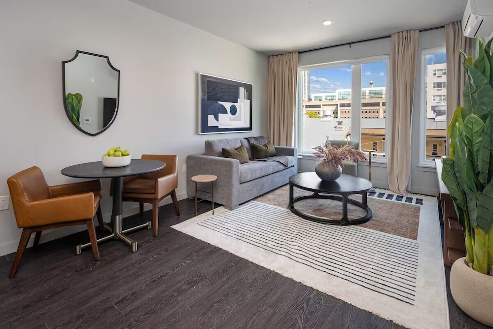 Luxury Apartment, 2 Bedrooms, Kitchen