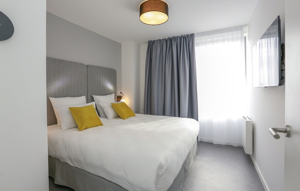 Apartment - Photo 1